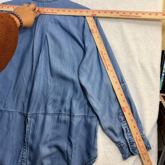 Soft Surroundings L Lightwash Tencel Lyocell Chambray Tunic Shirt Boho Casual - Picture 11 of 11